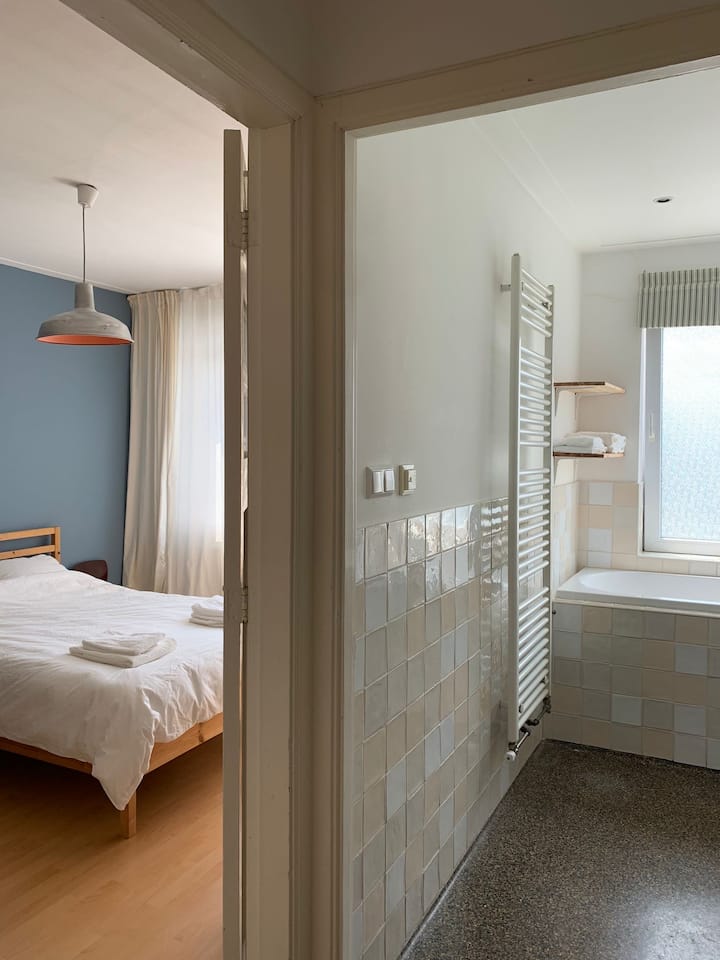 غرفة النوم 1