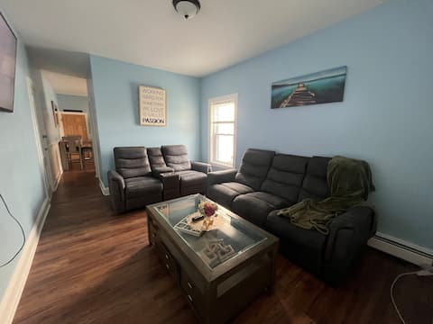 Warm and Welcoming two bedroom apartment