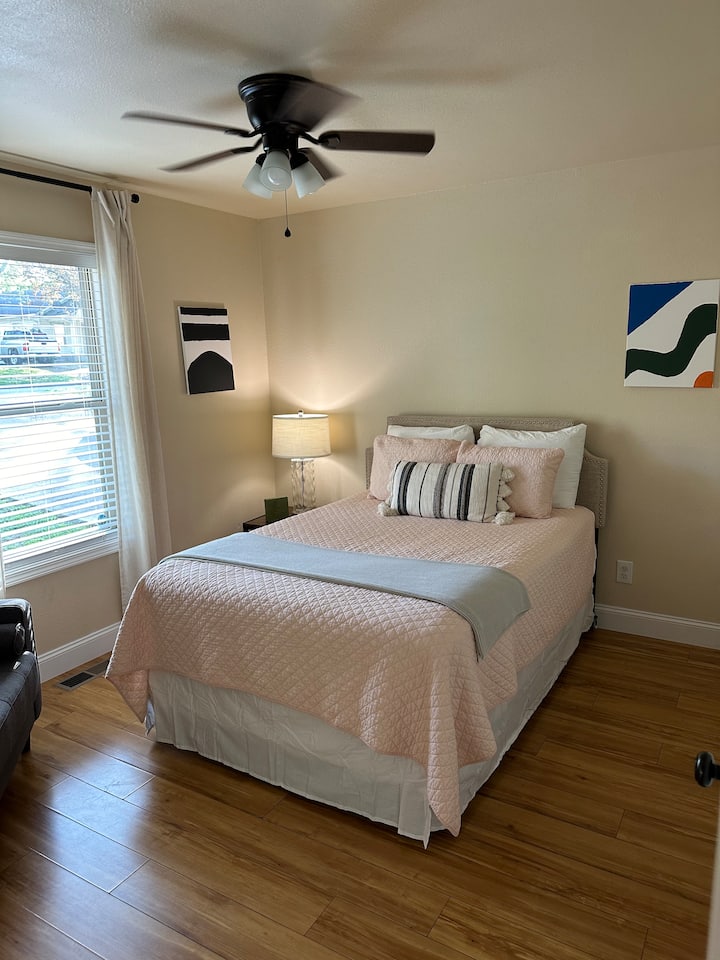 საძინებელი 1