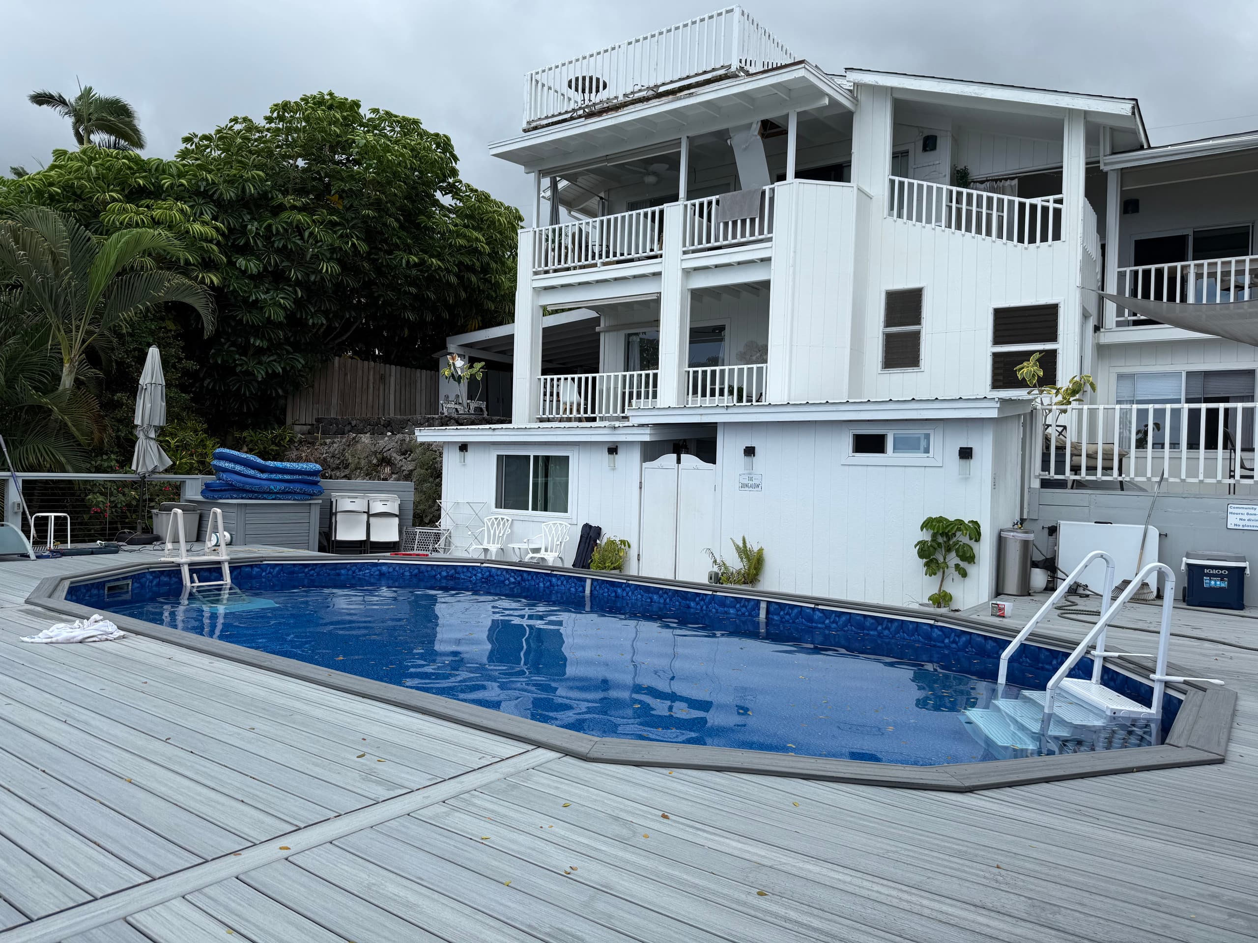 Bungalow Beauty Oceanview + Poolside - Photo 11