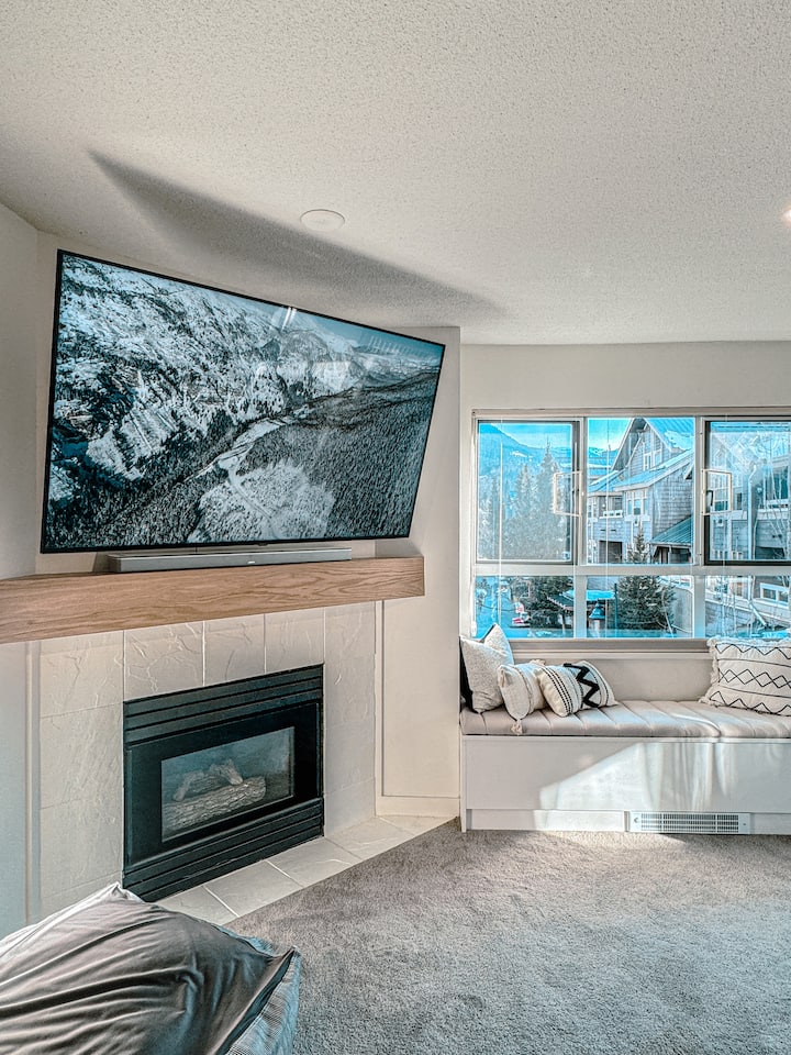 Luxury 1br Retreat For Two In Central Whistler - Whistler