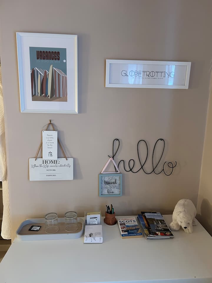 小さなデスクエリア 