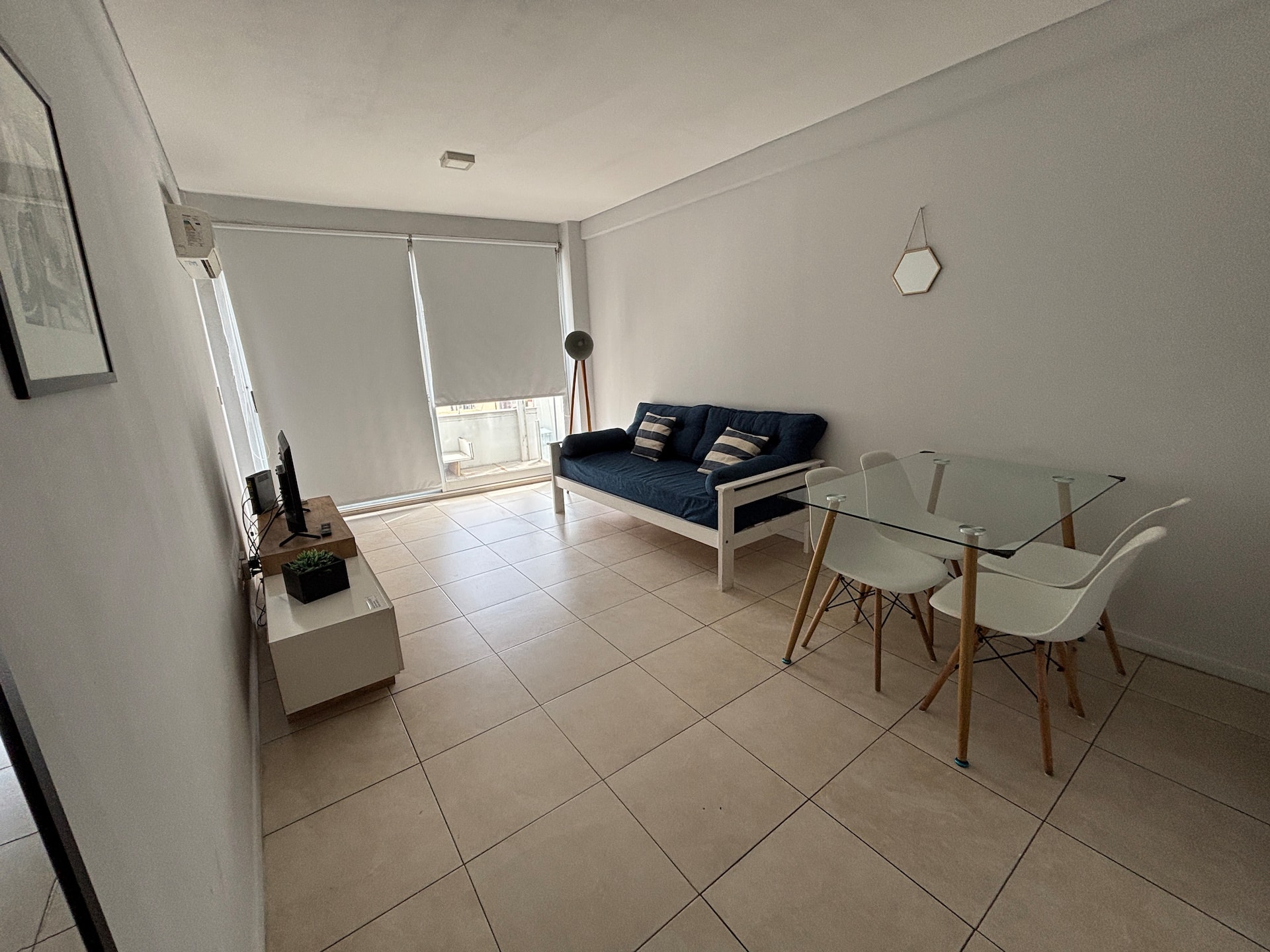 Studio for 3 people in Monserrat