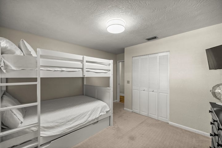 საძინებელი 3