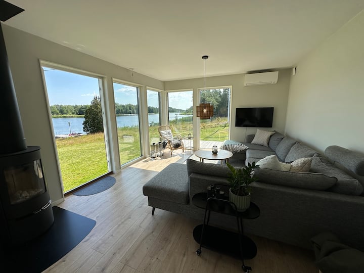 Hus Med Sjötomt, Brygga & Bastu Nära ÖRegrund - Öregrund