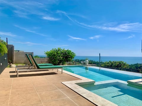 SeaSide  *Amazing View* Beach House