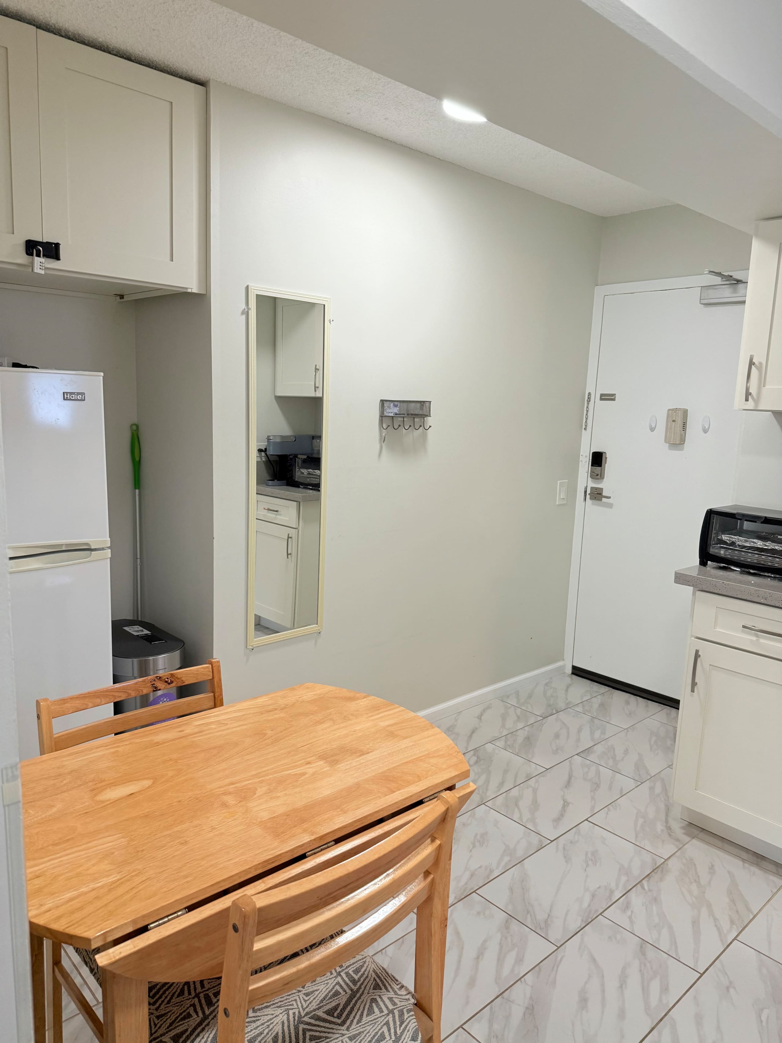 Condo in Honolulu · ★4.92 · 1 bedroom · 1 bed · 1 private bath - Image 11