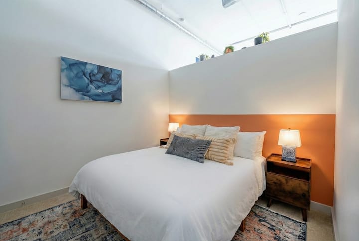 [Master Bedroom] Welcome to your peaceful haven.