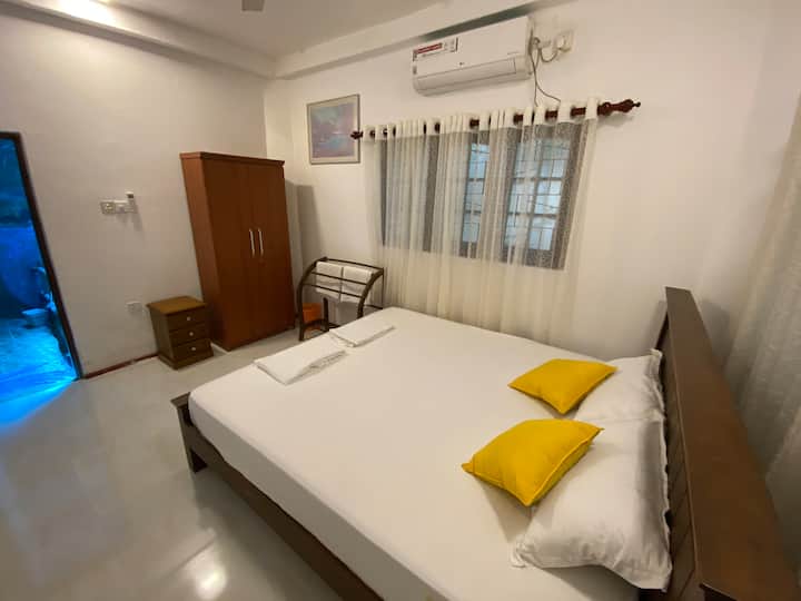 غرفة النوم 1