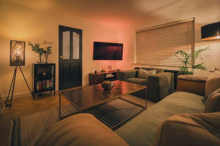 Spacious 3-bedroom house with garden gallery image 4