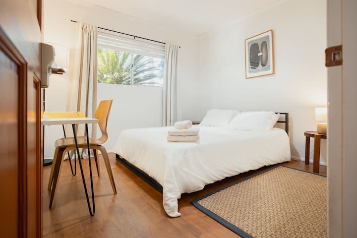 Cozy Room Walking Distance From Ponto Beach - Encinitas, CA