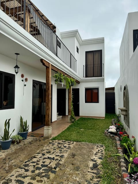 Casa María Auxiliadora 15 min. from Antigua