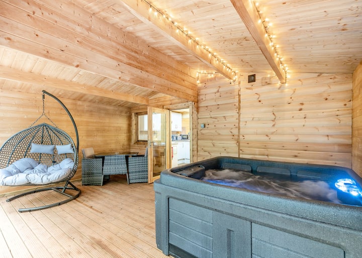 Robin Log Cabin - Staffordshire