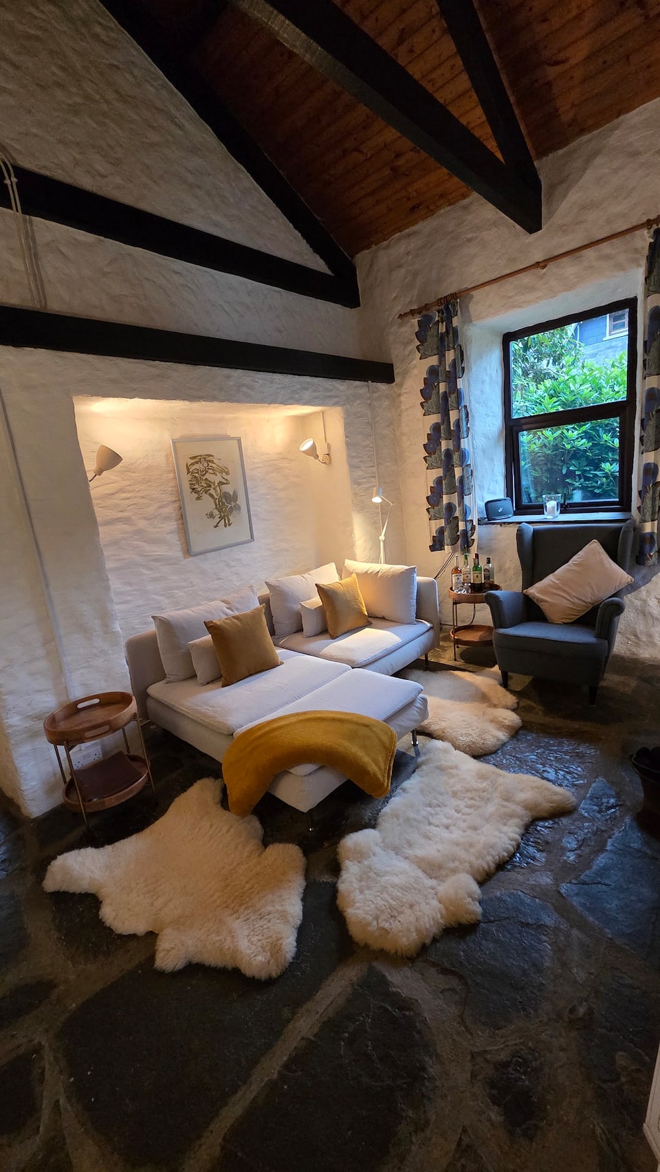A whitewashed cottage in four acres of gardens on Caragh Lake, Killorglin, County Kerry, Ireland, photo 3 of 10
