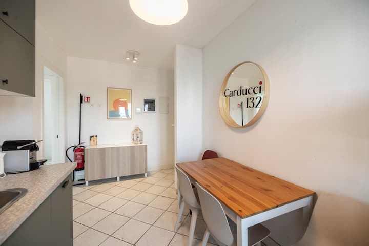 Spacious Attic With Beautiful Terrace + View - Turín