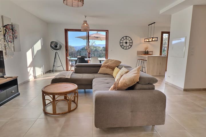 Maison 3 Chambres Sur Les Hauteurs De L’ile Rousse - Algajola