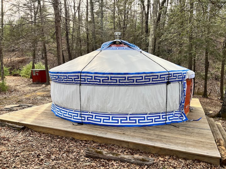 Glamp Saturi: A Catskills Retreat Near Woodstock - Kingston, NY
