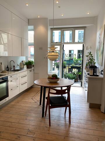 Stor lejlighed i hjertet af København Ø gallery image 5