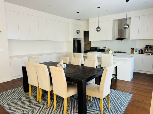 ‘The bayside’ 6BR Beautifully brand new house gallery image 3