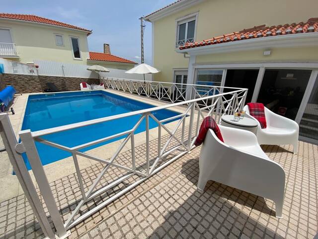 Large Villa – Heated Pool – Ericeira Center 5 mins gallery image 4