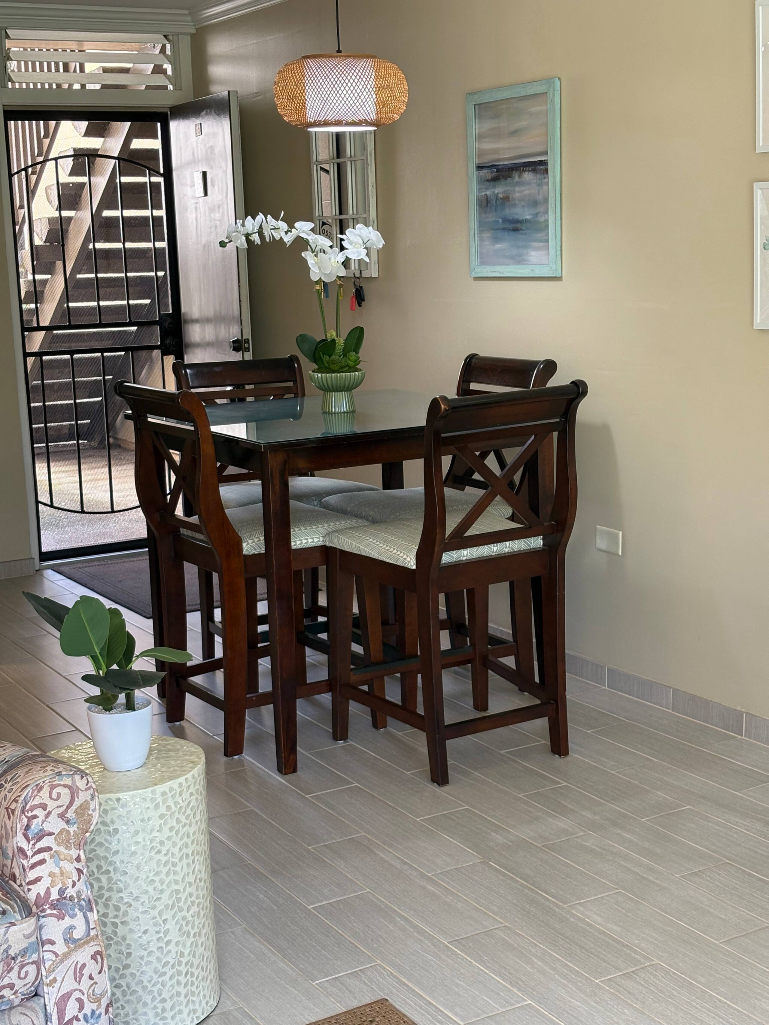 Condo in Lahaina · ★4.96 · 1 bedroom · 2 beds · 1 private bath - Image 18
