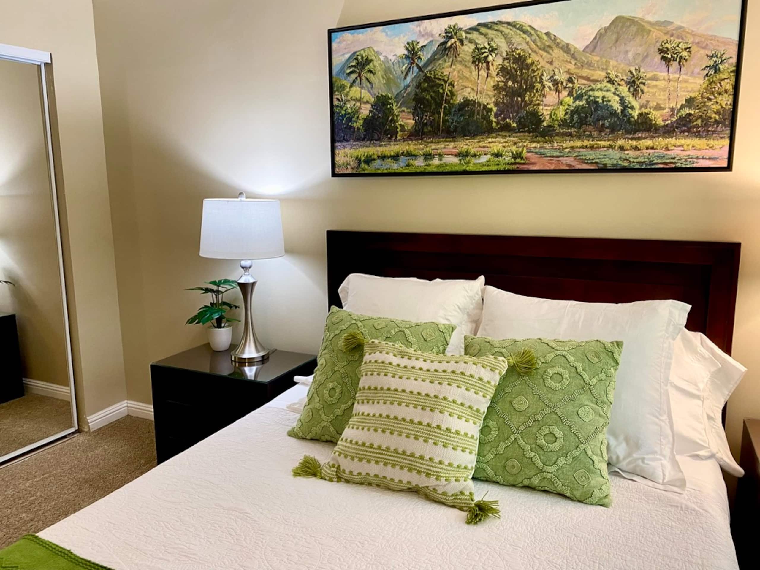 Condo in Lahaina · ★4.96 · 1 bedroom · 2 beds · 1 private bath - Image 28