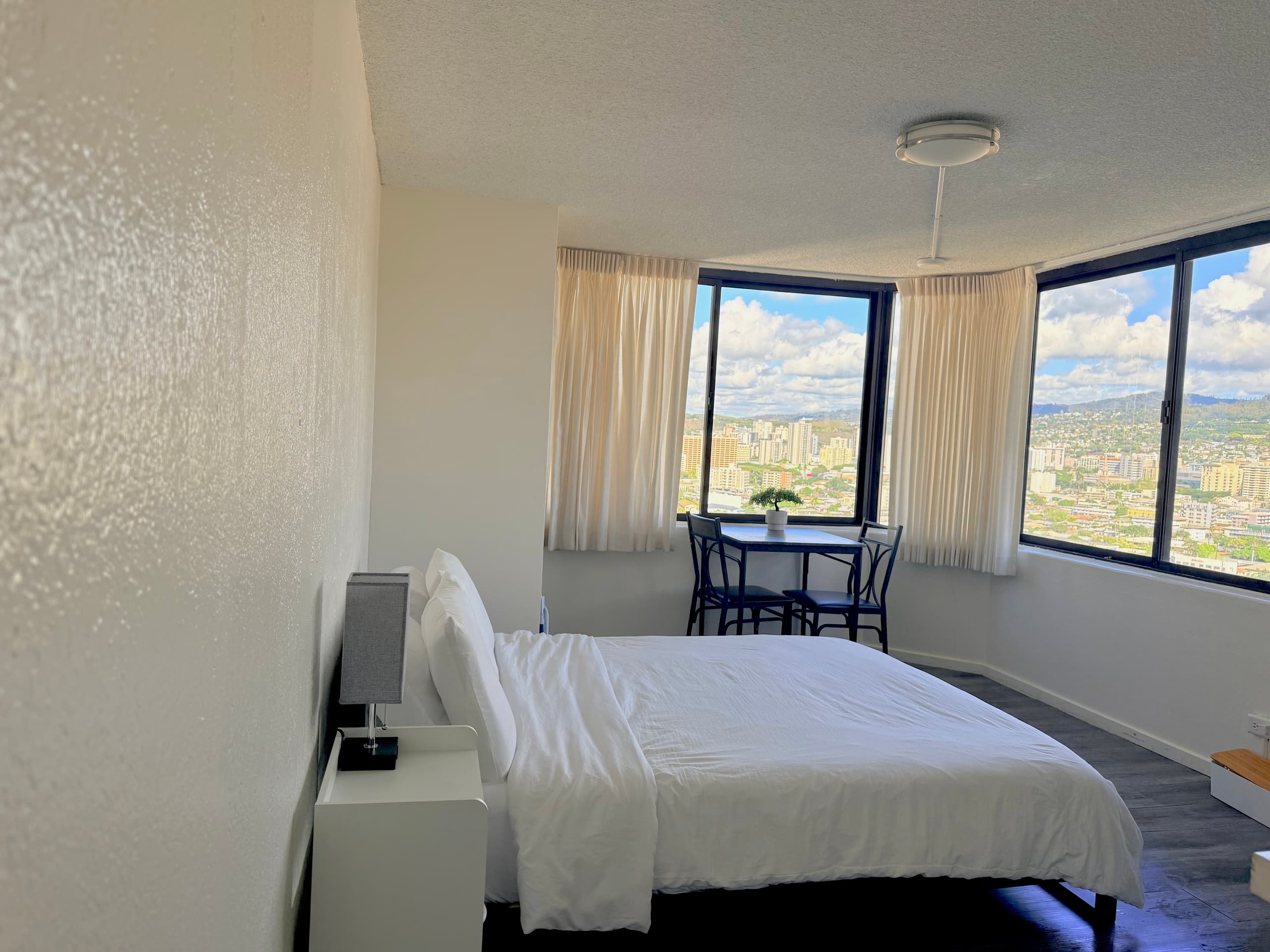 Hawaiian Monarch Private Studio/No Resort Fee - Image 1