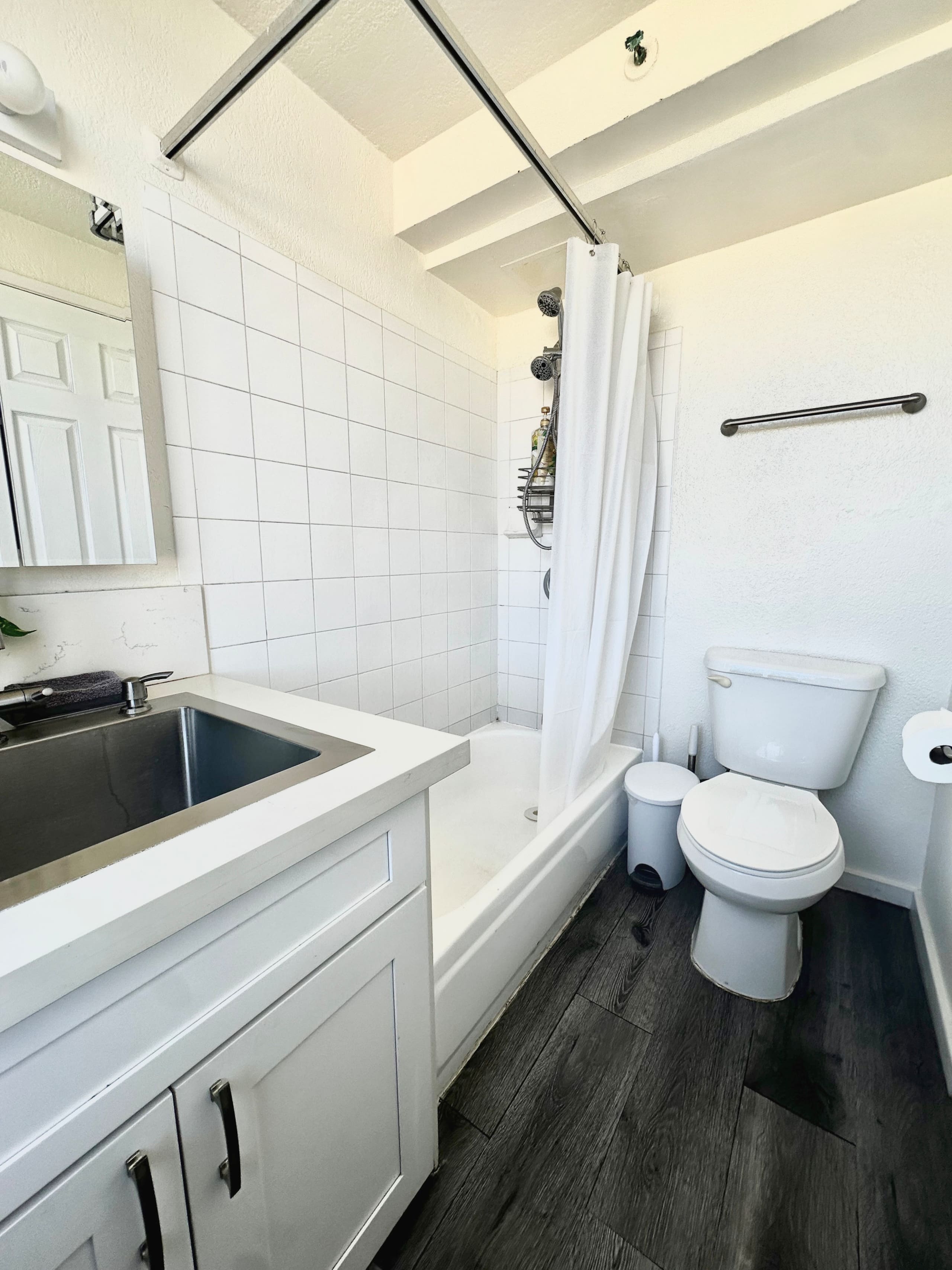 Hawaiian Monarch Private Studio/No Resort Fee - Image 9