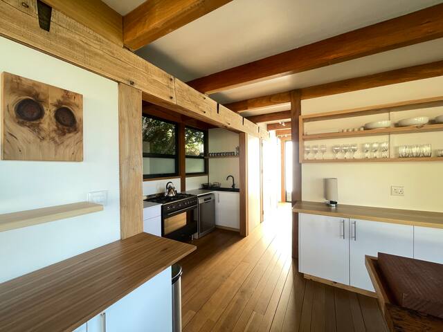 Barefoot Luxury Llandudno Beach Villa gallery image 5