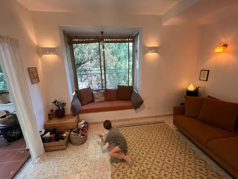 Charming Green-Surrounded house in kiryat tivon