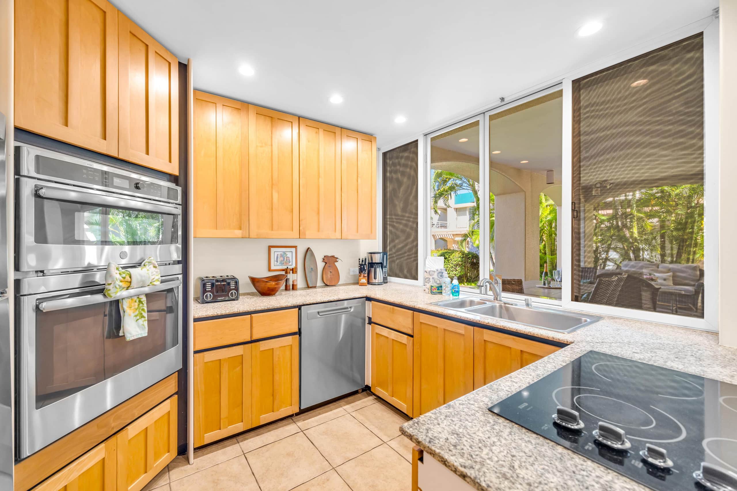 Condo in Wailea · ★4.85 · 2 bedrooms · 3 beds · 2 baths - Image 7