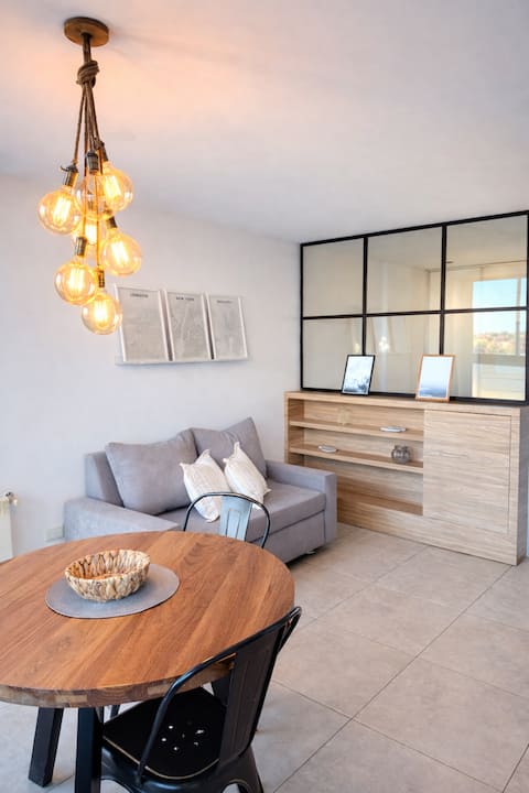 Top Airbnb: Modern, bright, and impeccable. Great location. in San Jose