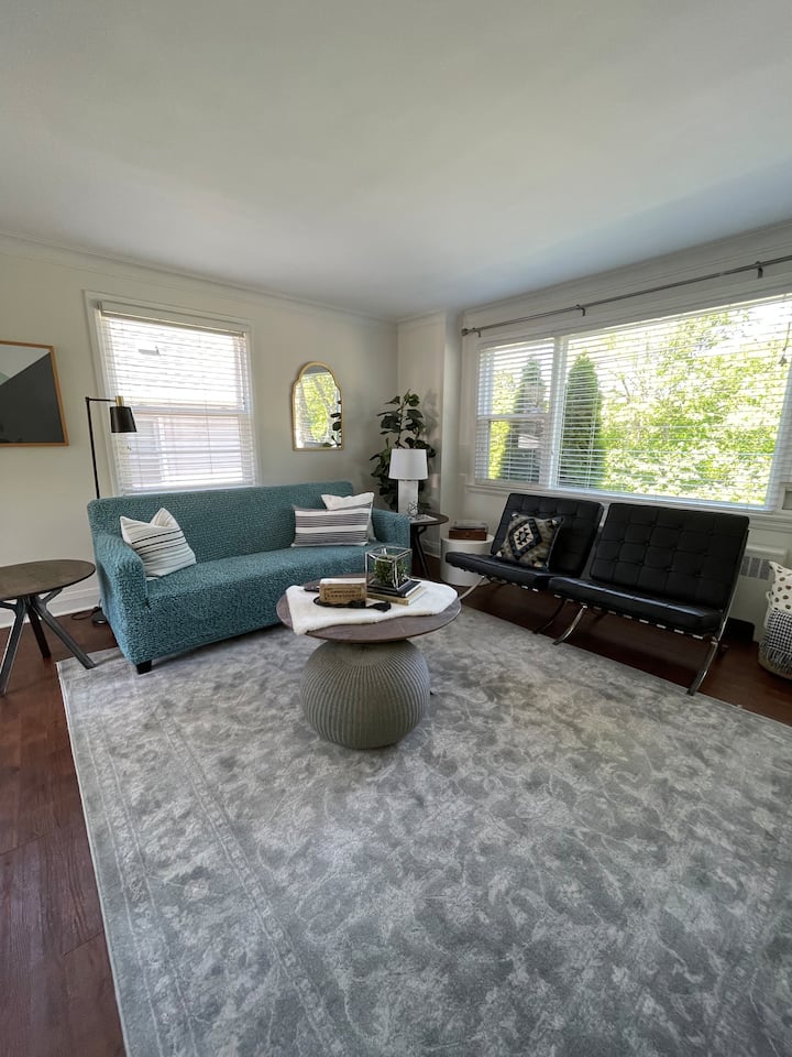 Snappy, 1 Bed W/walkout To Deck & Yard From Office - Niagara-on-the-Lake