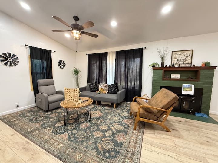Modern Cabin 3bd W Mt. Views, Kayaks, & 3.5 To Snp - Three Rivers, CA