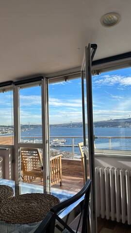 Deluxe Duplex in city center/210°Bosphorus viewed gallery image 5