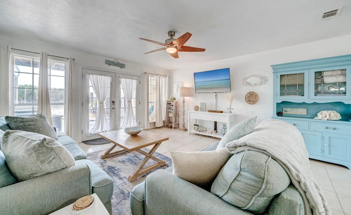 Cozy Townhouse Steps To The Beach – 30 Sec Away! - Rosemary Beach, FL