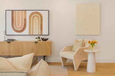 Popular Airbnb listing: Upscale SoCo Escape | ACL, F1 & Executive Stays in St. Edwards