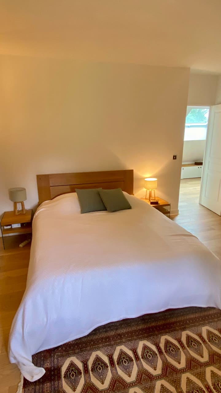 საძინებელი 4