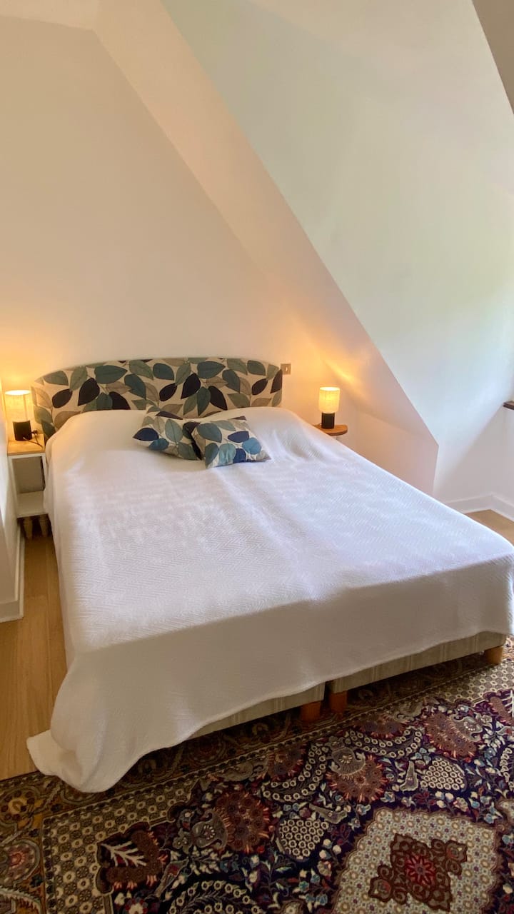 საძინებელი 1