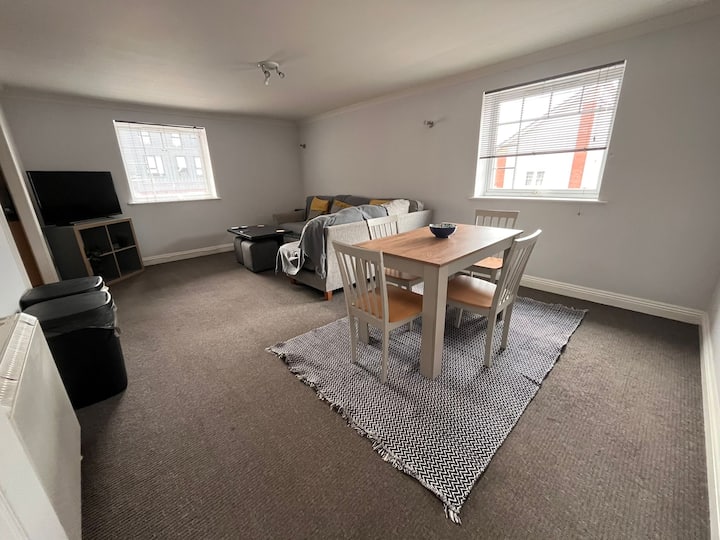 2 Bedroom Flat In Centre Of Exeter - Exeter Airport (EXT)