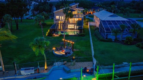 Waterfront Escape - Pool, Dock, Fire Pit