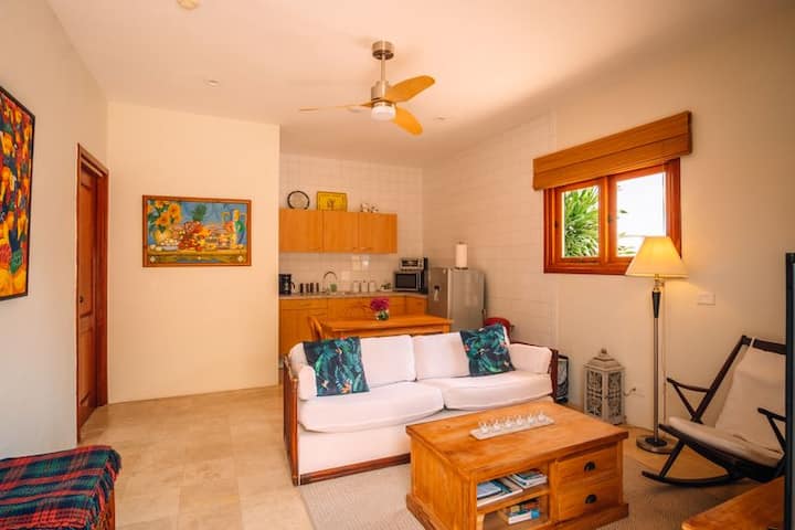 Sunny Aruba Escape•walk To The Beach & Cafés - Aruba