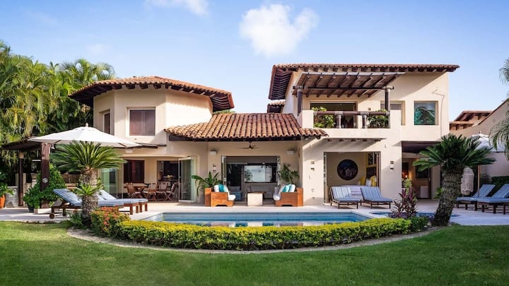 Fun Family Rental Villa In Best Location In Punta - Punta Mita