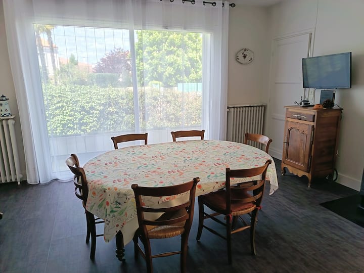 Maison Située à 300m De La Plage Et Du Centre - Royan