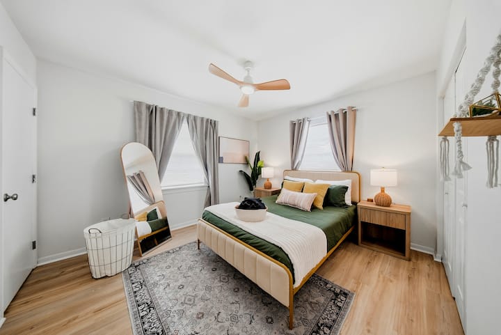 Boho Inspired Apt. In The Heart Of Tampa Bay! - Tampa, FL