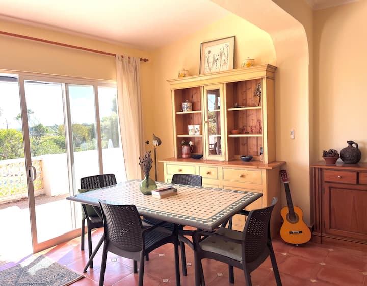 Summer Holiday Retreat - Tennis + Pool, Sleeps 10 - Algarve