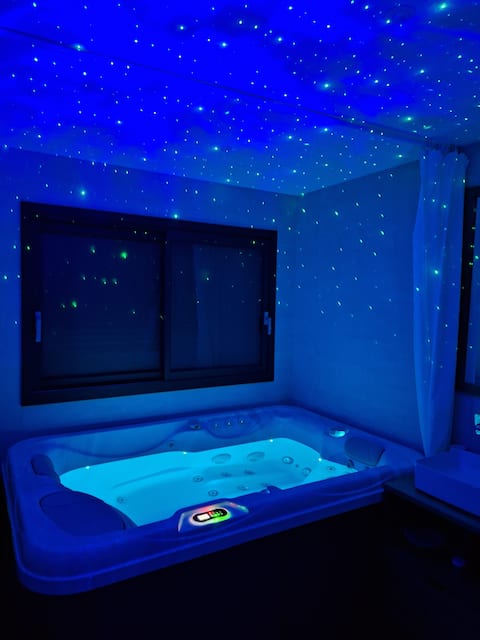 "Rêve de Ré" Suite AixKeys 35 m² private jacuzzi