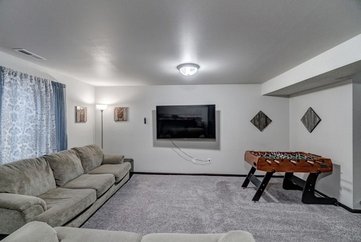 Hilltop Family Home With Game Room - Rapid City, SD