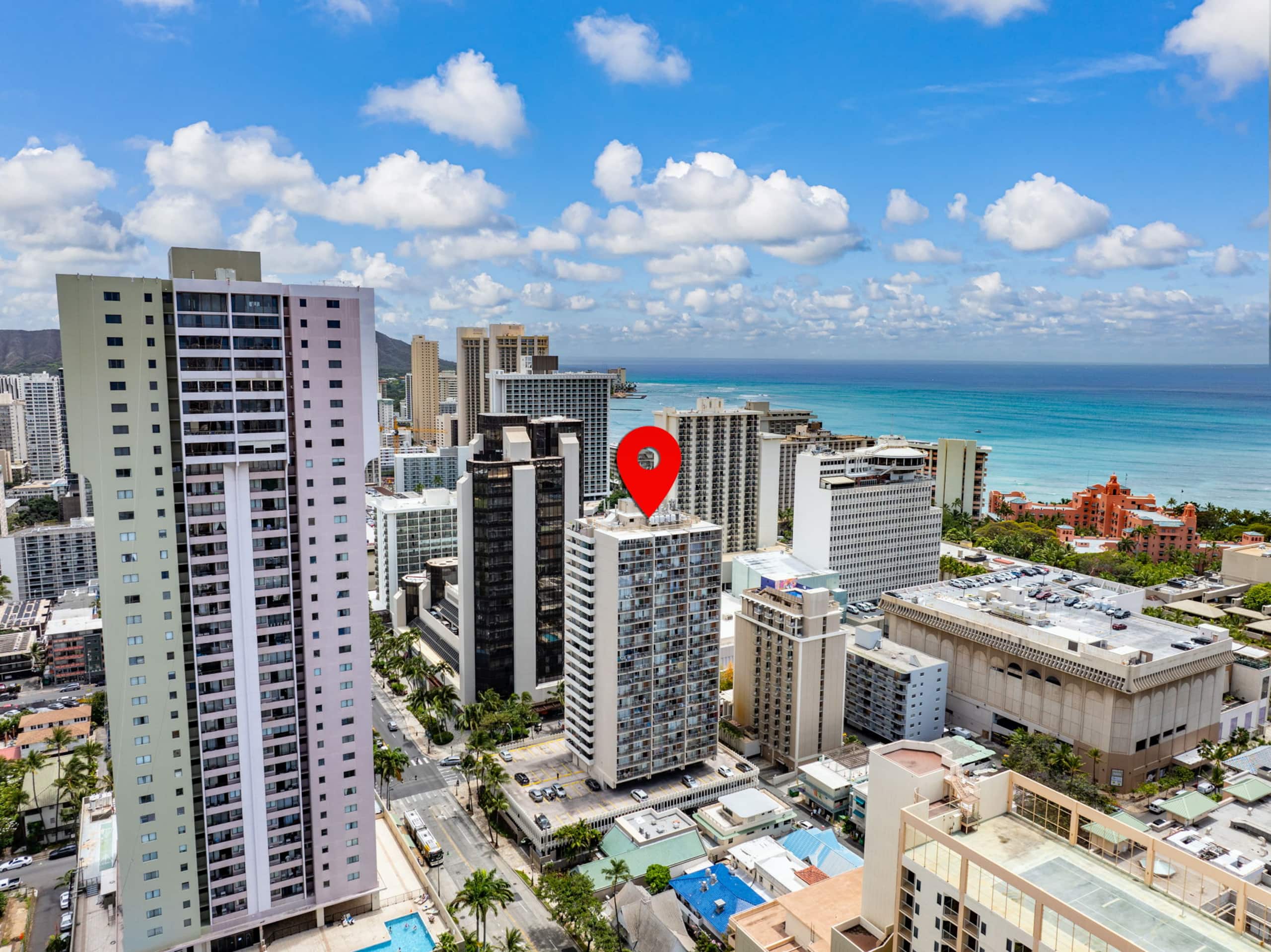 Condo in Honolulu · ★4.96 · Studio · 1 bed · 1 private bath - Image 31