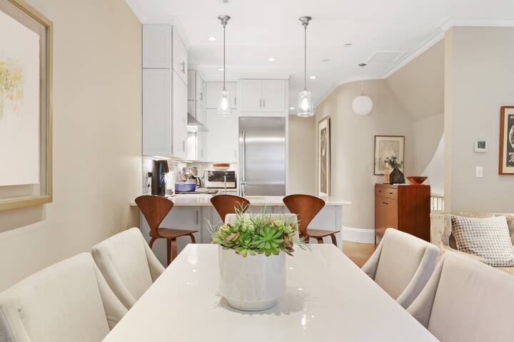 South End Brownstone Duplex gallery image 5